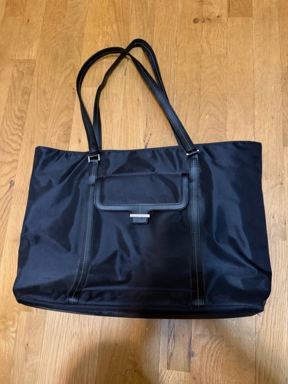 Samsonite Black Nylon Tote with Front Flap Pocket